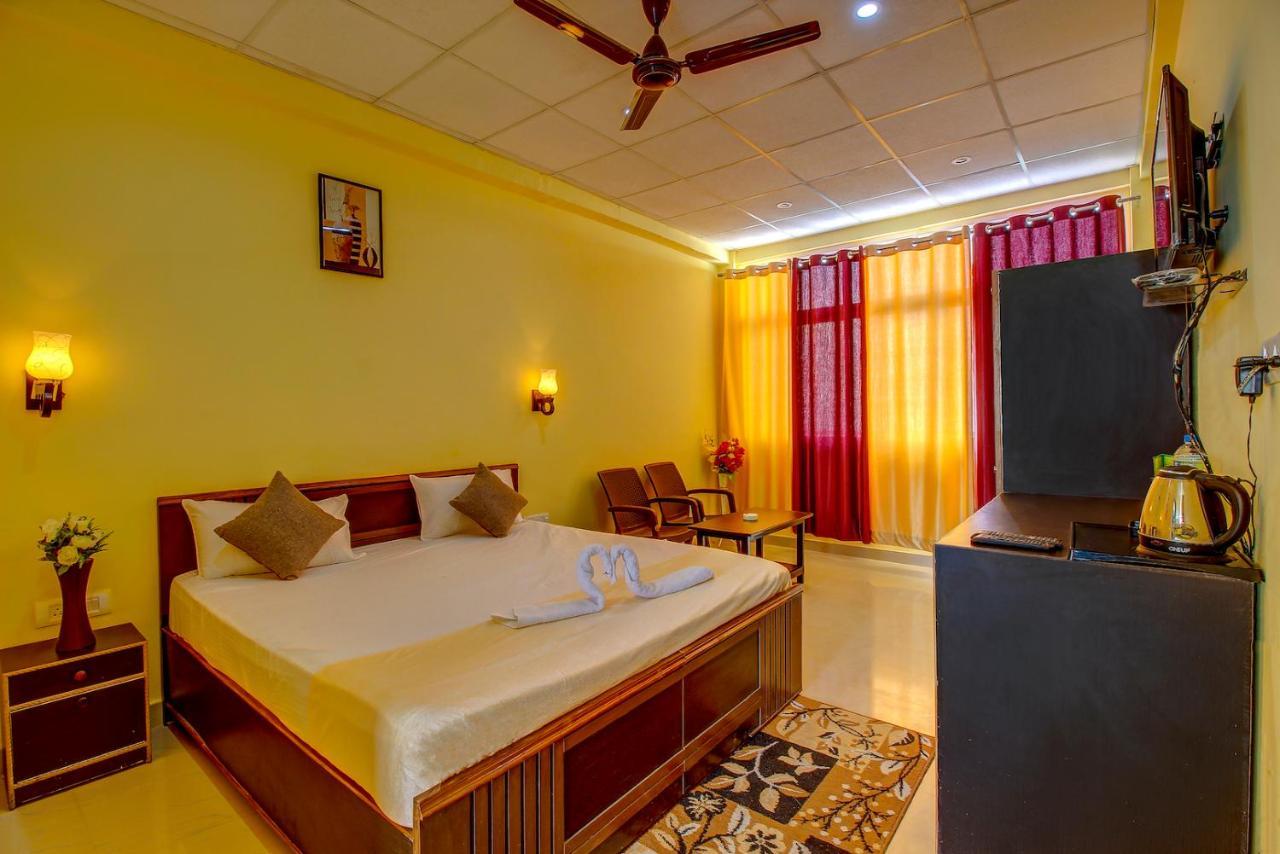 Hotel Himalayan View Лансдаун Екстериор снимка