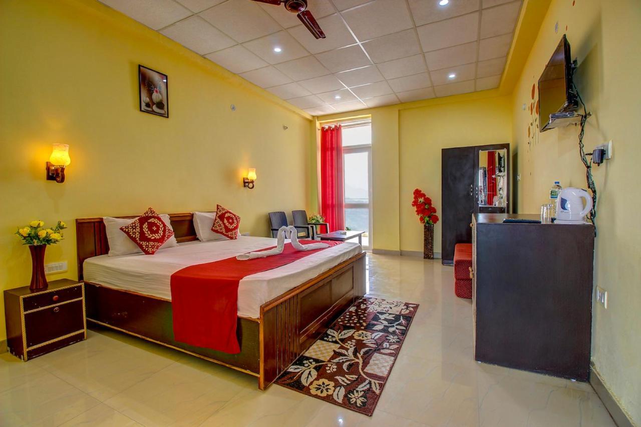 Hotel Himalayan View Лансдаун Екстериор снимка